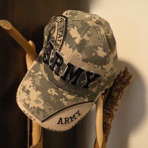 ARMY HAT  NWOT